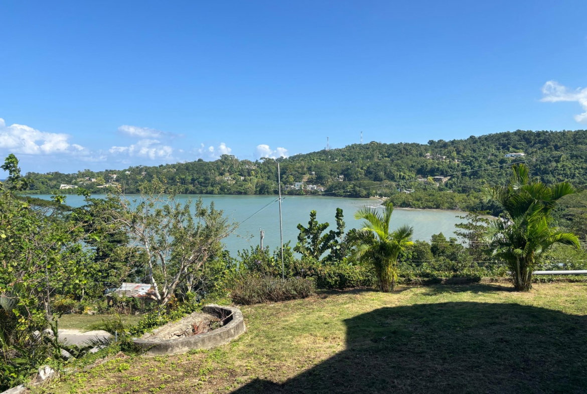 Twenty-Ninth image of T’s by da Sea in Green Island, Hanover, Jamaica - property is For Sale