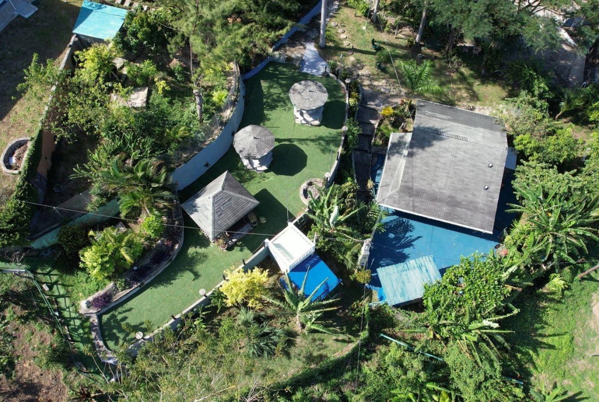 Fourth image of T’s by da Sea in Green Island, Hanover, Jamaica - property is For Sale