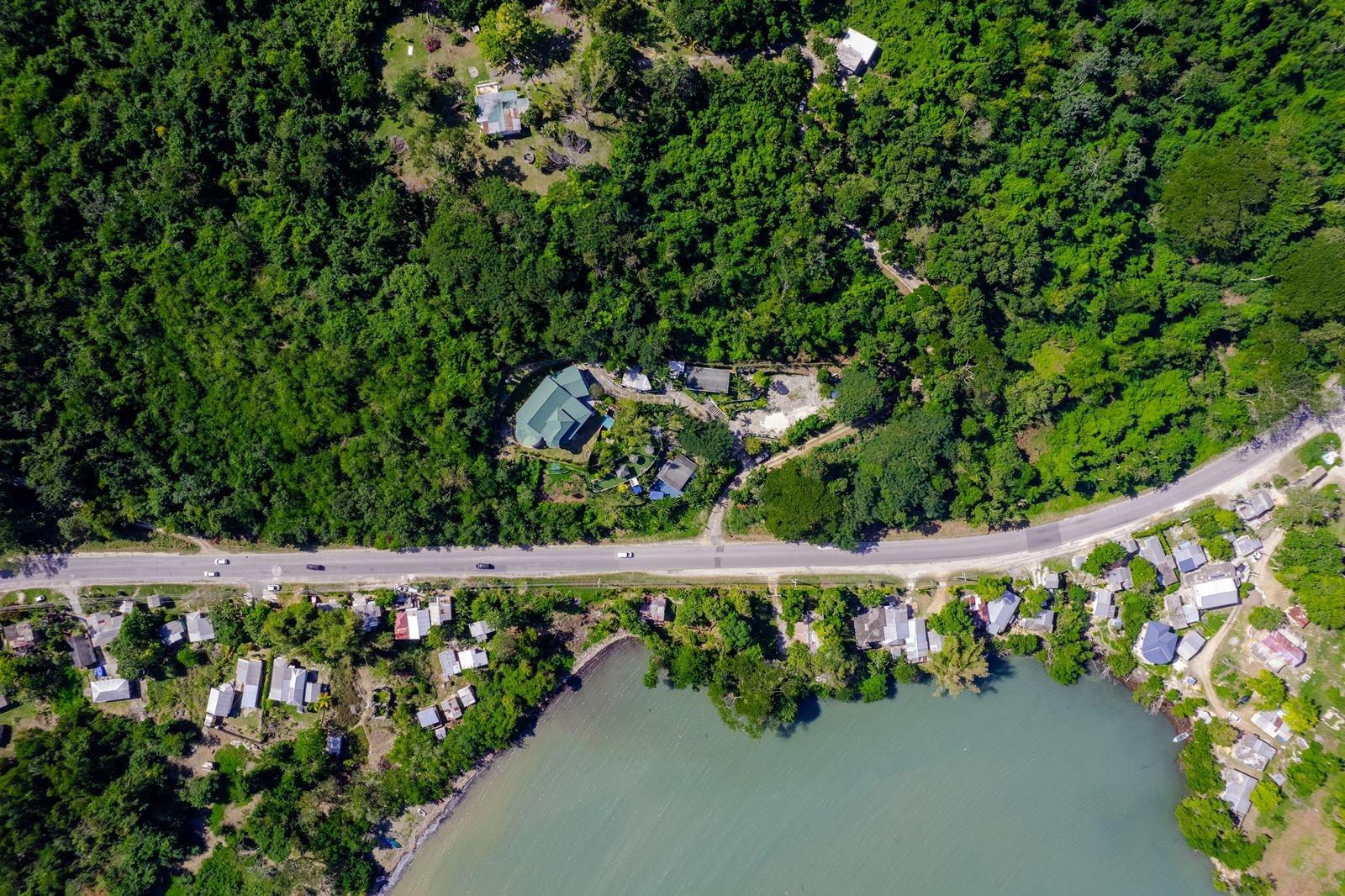 Fifth image of T’s by da Sea in Green Island, Hanover, Jamaica - property is For Sale