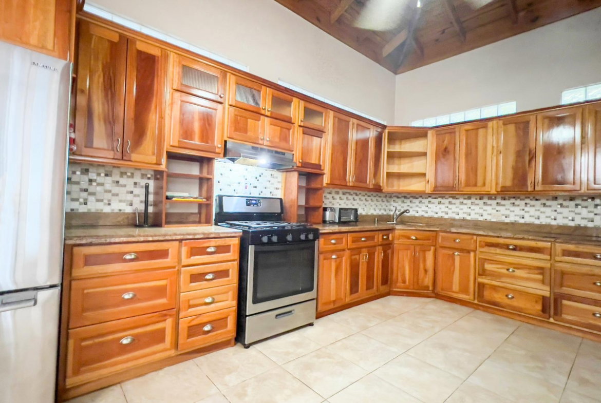 Twentieth image of Walders Run in Reading, St. James, Jamaica - property is For Sale