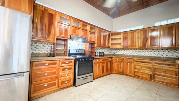 Twentieth image of Walders Run in Reading, St. James, Jamaica - property is For Sale