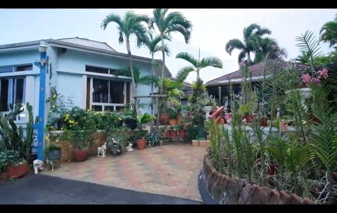 Sixth image of 5 Gordon Heights in Brumalia, Manchester, Jamaica - property is For Sale