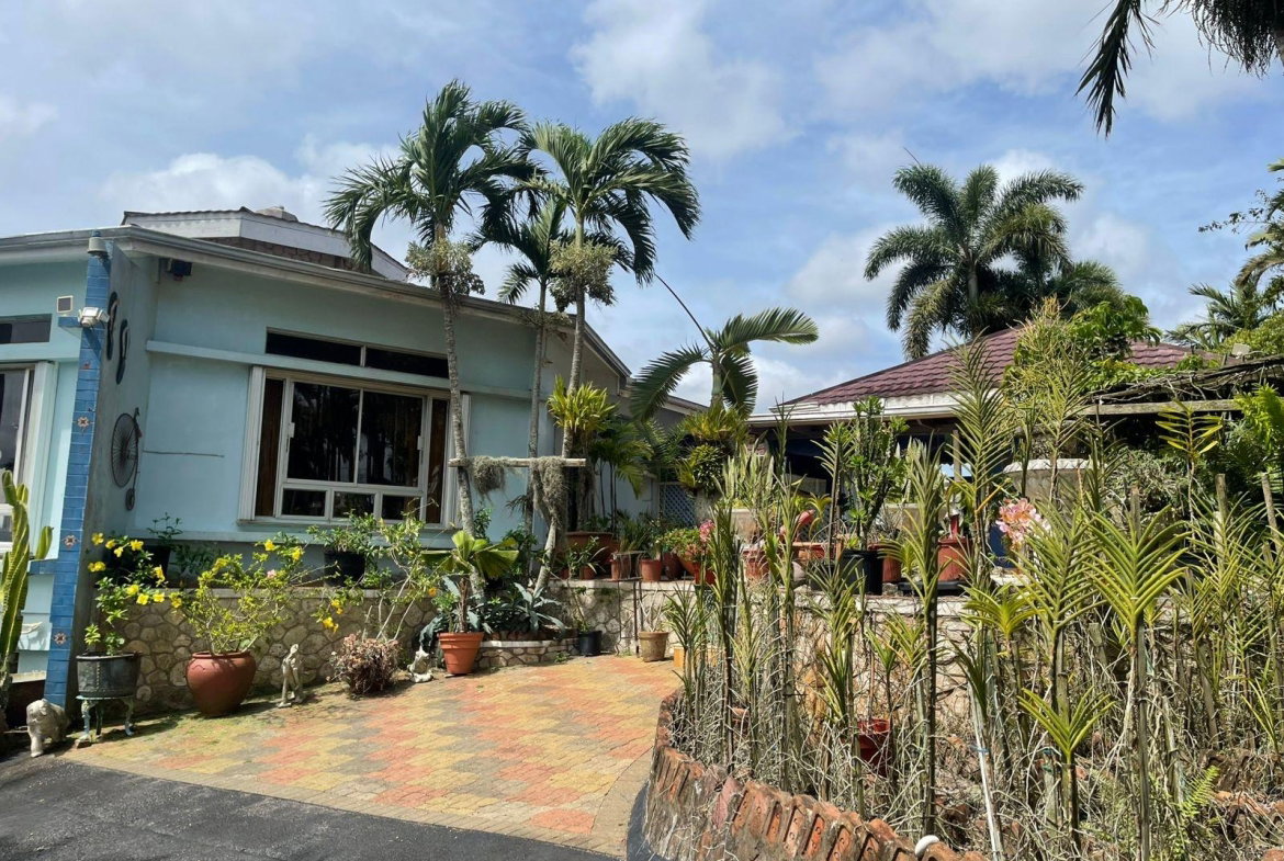 Tenth image of 5 Gordon Heights in Brumalia, Manchester, Jamaica - property is For Sale