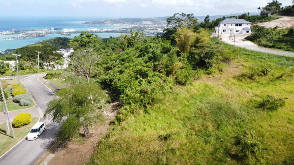 Thirteenth image of Reading Heights in Montego Bay, St. James, Jamaica - property is For Sale