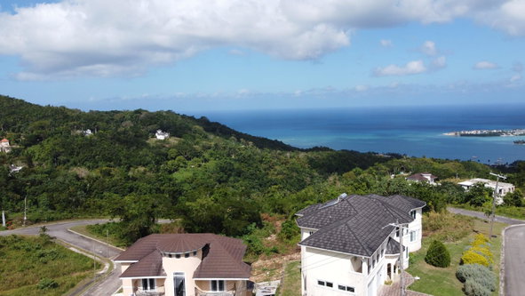 Fifteenth image of Reading Heights in Montego Bay, St. James, Jamaica - property is For Sale