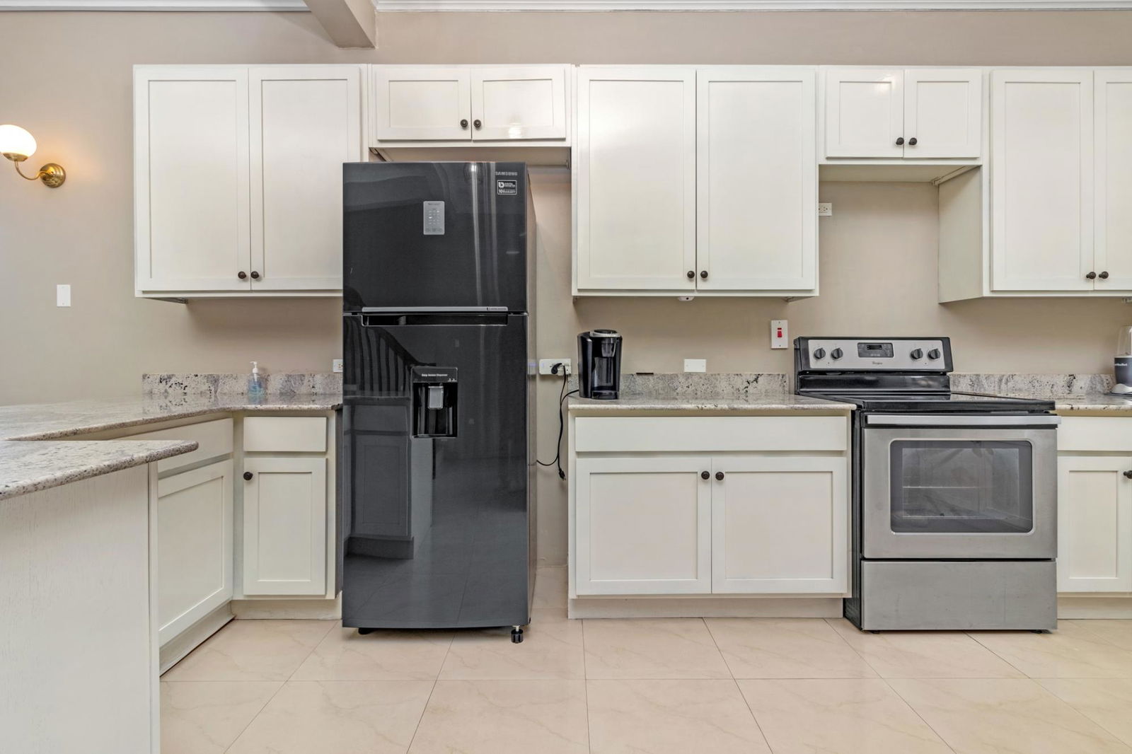 Stunning-Penthouse-Apartment-for-Sale-in-Crystal-Cove-Villas-Ocho-Rios Twelfth image of B3-121 Crystal Cove, Main Street in Ocho Rios, St. Ann, Jamaica - property is For Sale