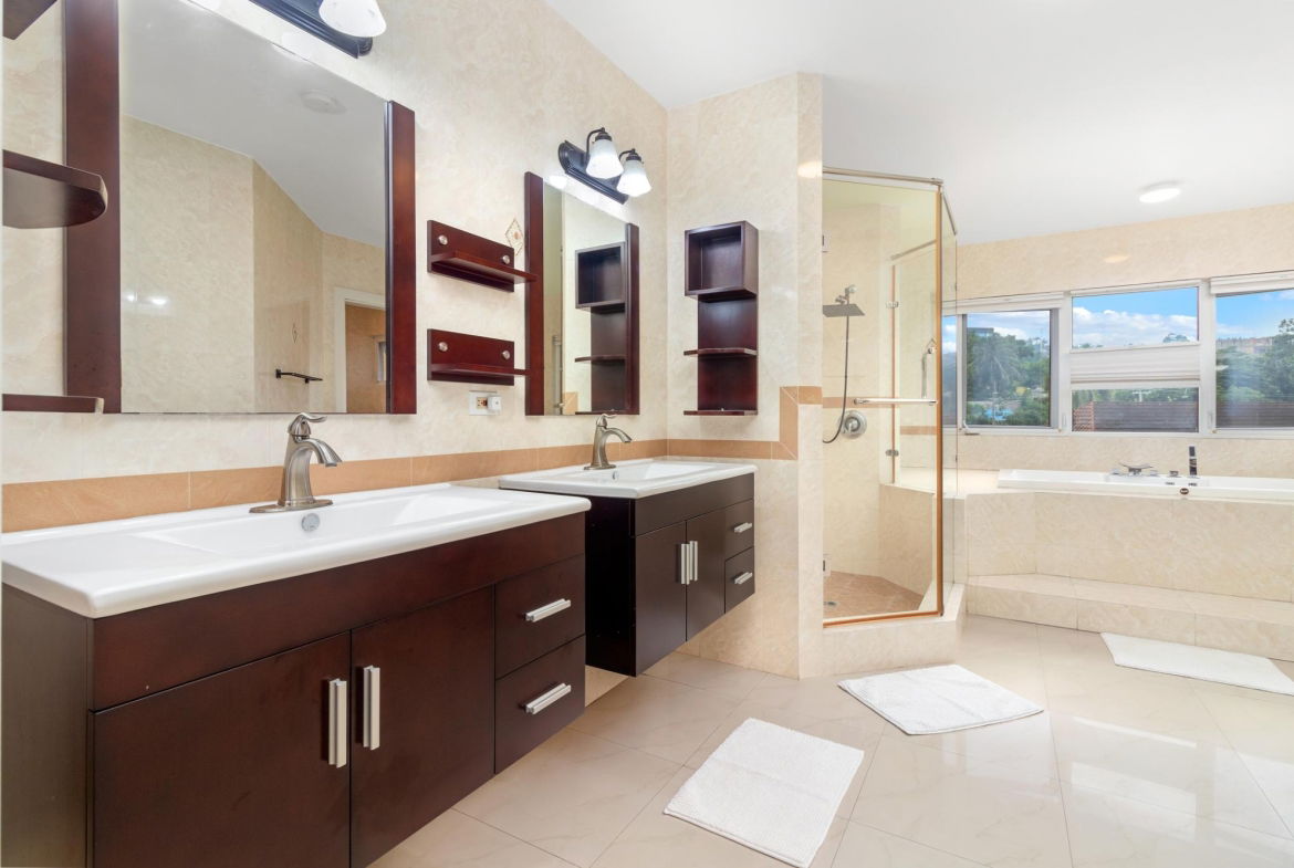 Twenty-Fifth image of B3-121 Crystal Cove, Main Street in Ocho Rios, St. Ann, Jamaica - property is For Sale