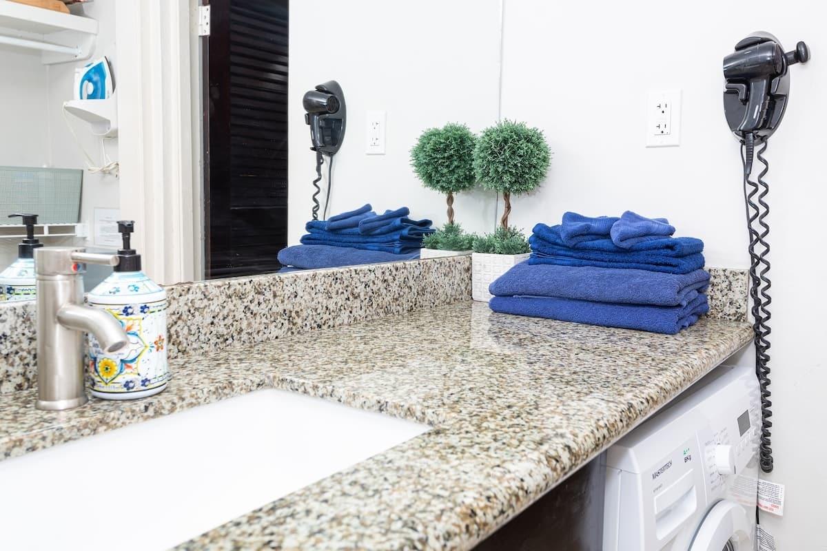 Stunning-Renovated-Studio-Apartment-for-Sale-in-St.-James-Jamaica Fourteenth image of 506- 11 Queens Dr., St. James in Montego Bay, St. James, Jamaica - property is For Sale