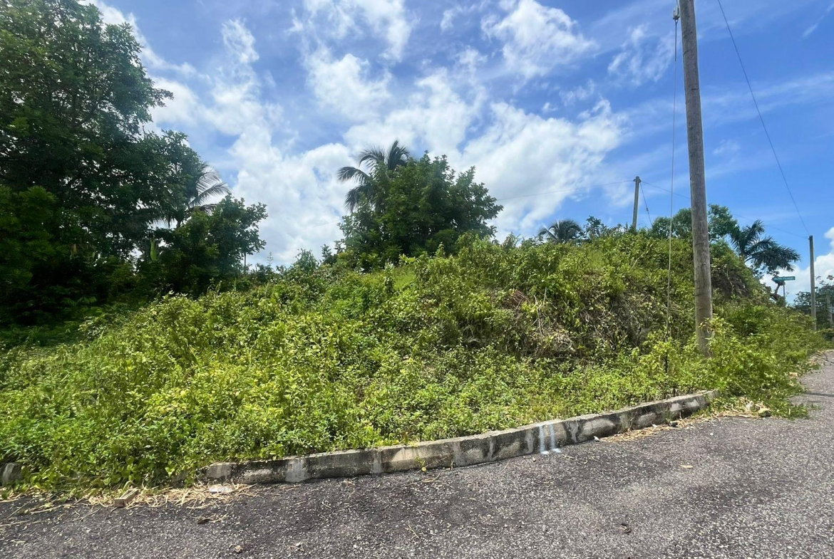 First image of 11 Arthur Drive in Linstead, St. Catherine, Jamaica - property is For Sale