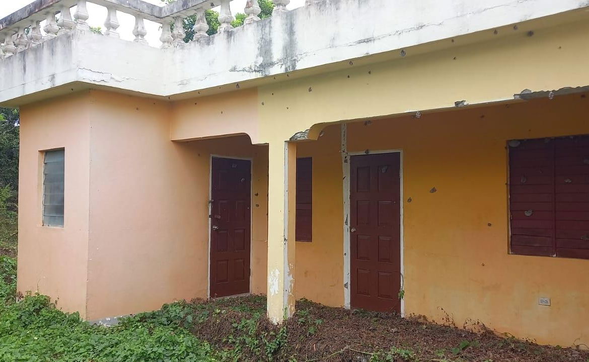 Eleventh image of 2 Paisley Drive, Paisley es in May Pen, Clarendon, Jamaica - property is For Sale