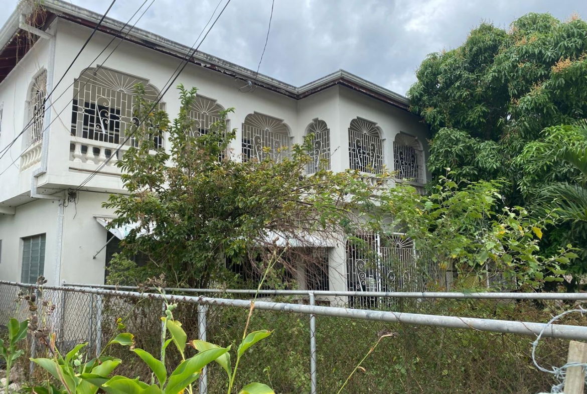 Fourth image of 2 Paisley Drive, Paisley es in May Pen, Clarendon, Jamaica - property is For Sale