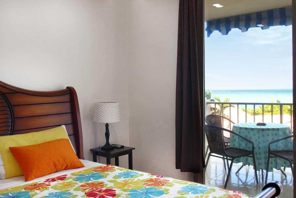 Fourth image of 305- 11 Queen's Dr, St. James in Montego Bay, St. James, Jamaica - property is For Sale