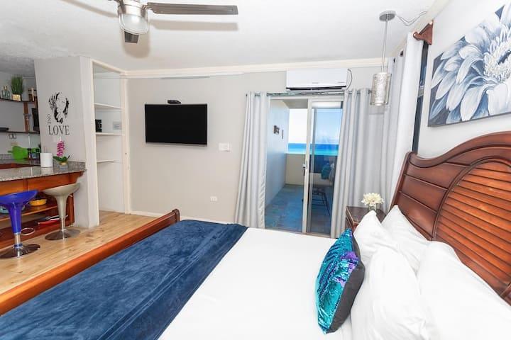 Sixth image of 808- 11 Queen's Dr, St. James in Montego Bay, St. James, Jamaica - property is For Sale