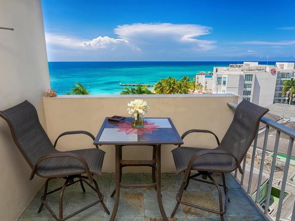 First image of 808- 11 Queen's Dr, St. James in Montego Bay, St. James, Jamaica - property is For Sale