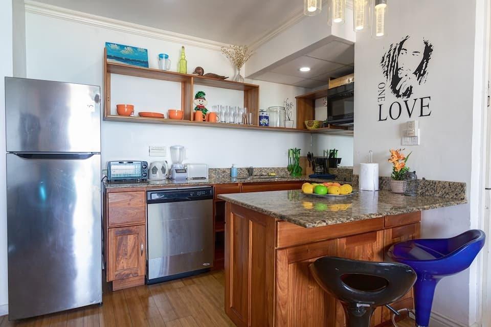 Eleventh image of 605- 11 Queens Dr, St. James in Montego Bay, St. James, Jamaica - property is For Sale