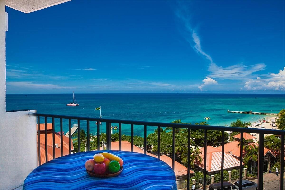 Stunning-Studio-Apartment-for-Sale-in-Montego-Bay-Ocean-Views-Prime-Location Twelfth image of 605- 11 Queens Dr, St. James in Montego Bay, St. James, Jamaica - property is For Sale
