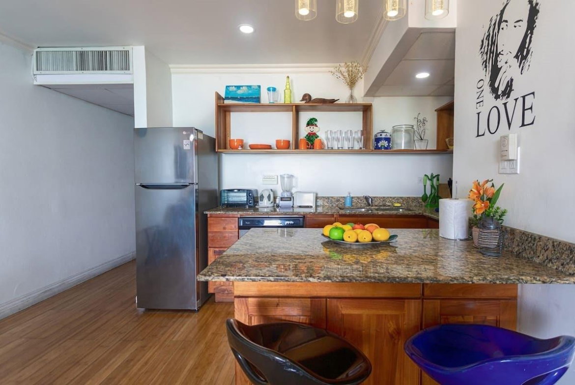 Seventh image of 605- 11 Queens Dr, St. James in Montego Bay, St. James, Jamaica - property is For Sale