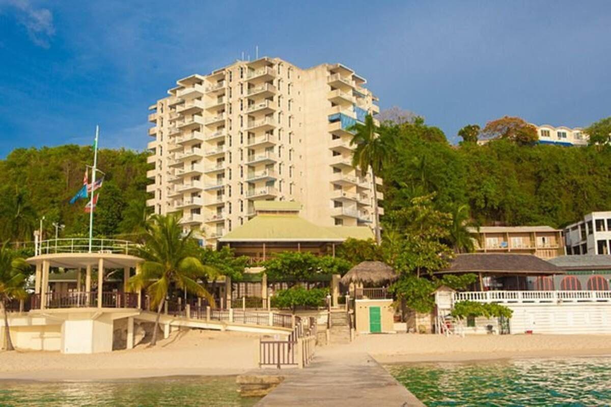 First image of 305- 11 Queen's Dr, St. James in Montego Bay, St. James, Jamaica - property is For Sale