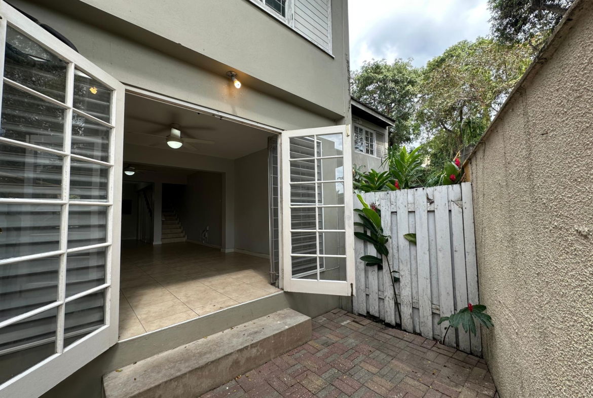 Thirteenth image of 17-2 Jacks Hill Road in Kingston 6, St. Andrew, Jamaica - property is For Sale