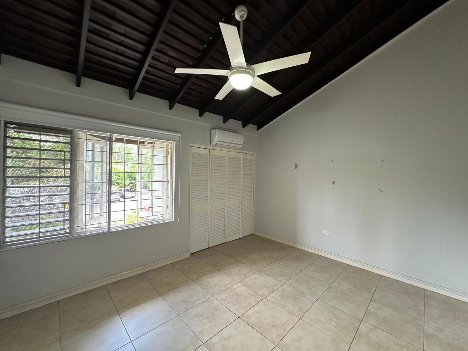 Stunning-Townhouse-for-Sale-in-Jacks-Hill-Mews-Kingston-6 Twentieth image of 17-2 Jacks Hill Road in Kingston 6, St. Andrew, Jamaica - property is For Sale