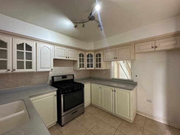 Seventh image of 17-2 Jacks Hill Road in Kingston 6, St. Andrew, Jamaica - property is For Sale