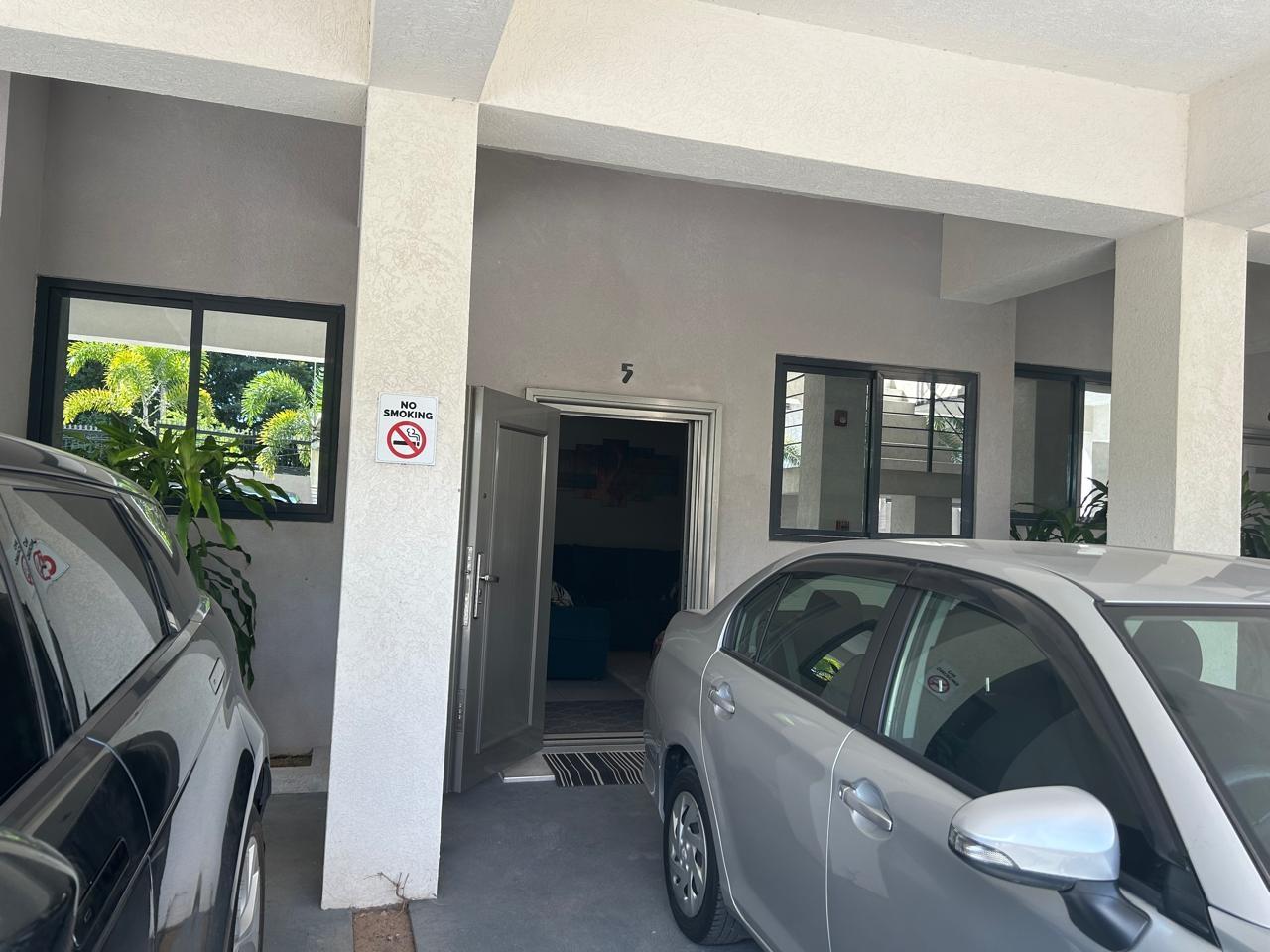 Stylish-2-Bedroom-Apartment-for-Rent-in-Secure-Syxx-Complex-Drumblair Sixth image of Apt. 5-6 Old Church Avenue in Kingston 8, St. Andrew, Jamaica - property is For Rent