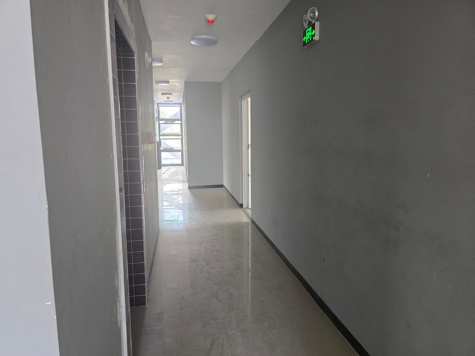 Sixth image of 105-11 1/2 Connolley Avenue in Kingston 4, Kingston, Jamaica - property is For Rent