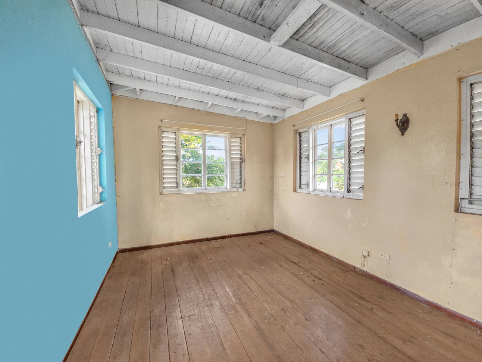 Fourth image of 7 Montgomery Drive in Kingston 9, St. Andrew, Jamaica - property is For Sale