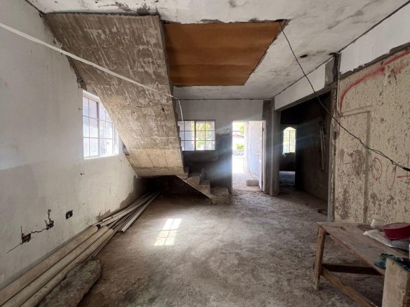 First image of Iron Circle in Mineral Heights, Clarendon, Jamaica - property is For Sale