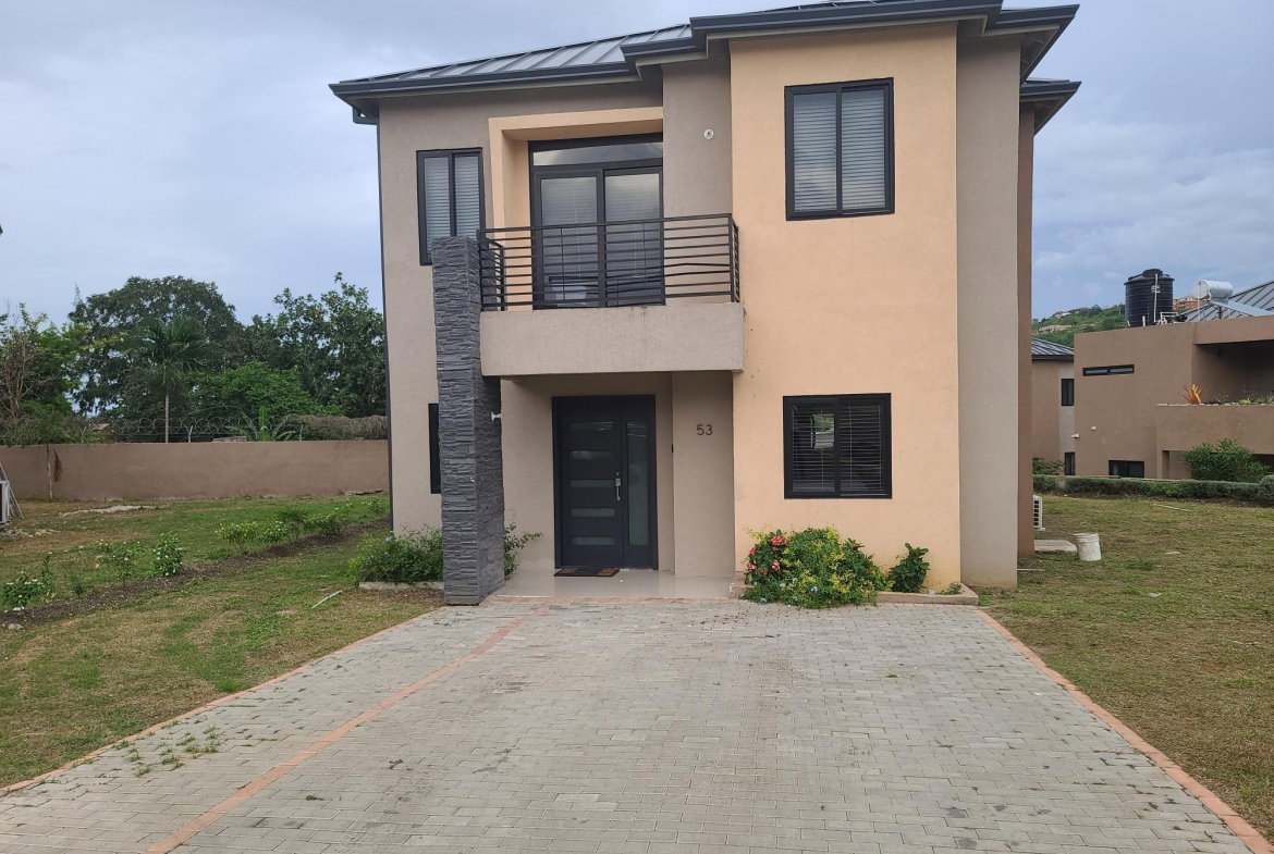 First image of 10 Ocho Rios Country Club in Ocho Rios, St. Ann, Jamaica - property is For Sale