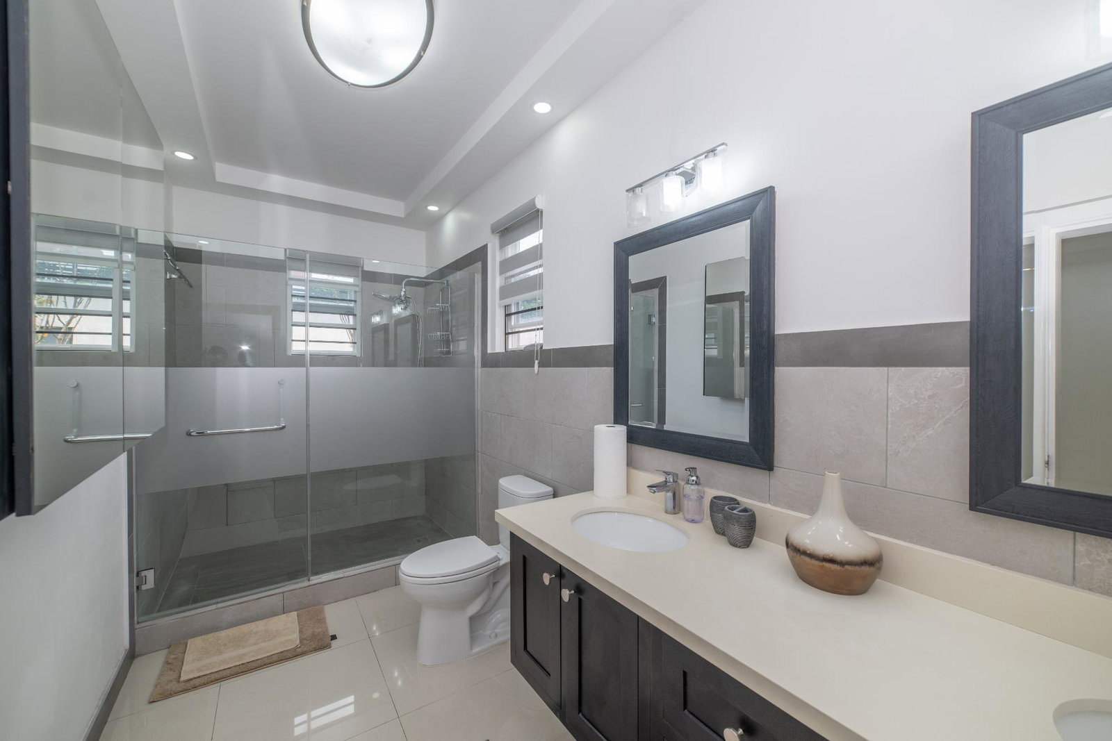Sixteenth image of 13-7 Degenhart Close in Kingston 6, St. Andrew, Jamaica - property is For Sale