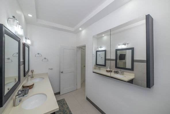 Seventeenth image of 13-7 Degenhart Close in Kingston 6, St. Andrew, Jamaica - property is For Sale