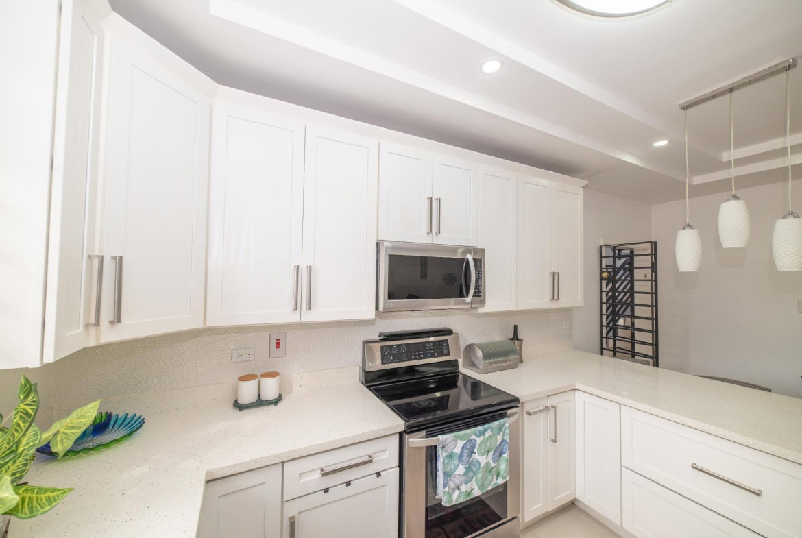 Eighth image of 13-7 Degenhart Close in Kingston 6, St. Andrew, Jamaica - property is For Sale