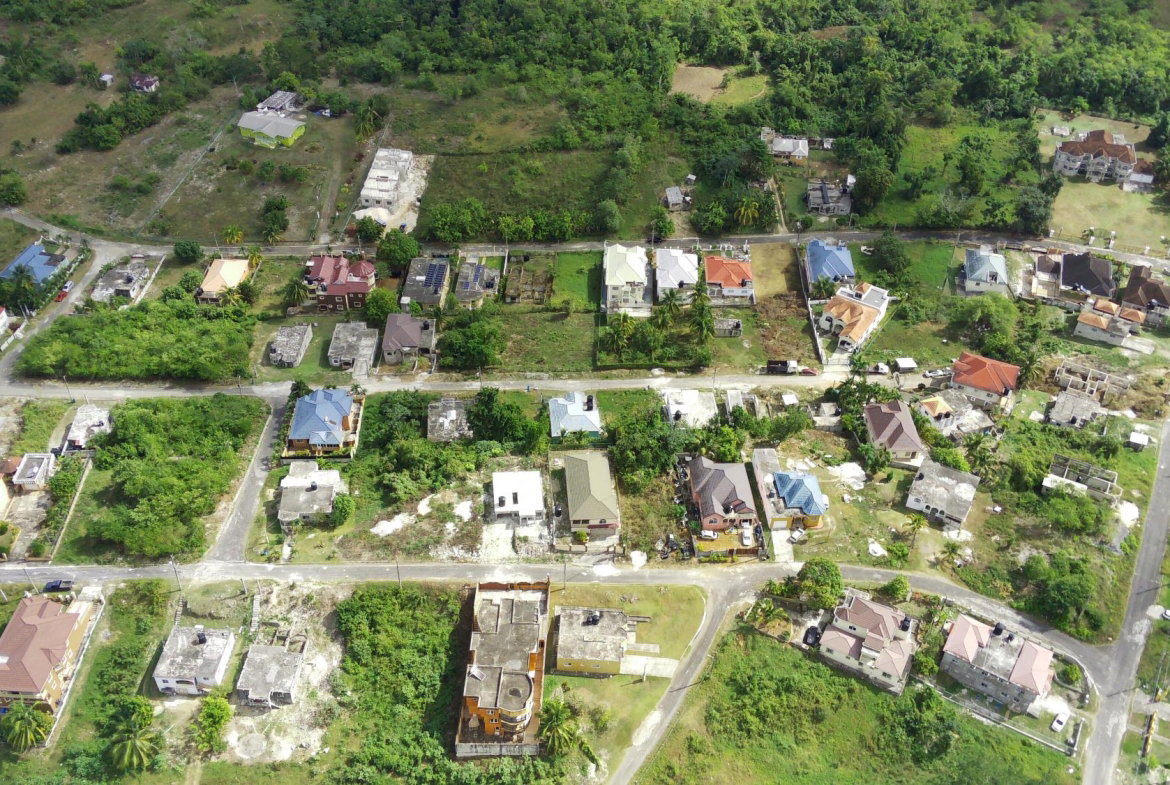 Fifth image of 252 Bybrook Park in Santa Cruz, St. Elizabeth, Jamaica - property is For Sale