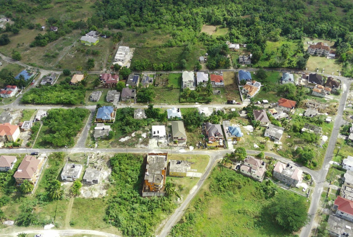 Tenth image of 252 Bybrook Park in Santa Cruz, St. Elizabeth, Jamaica - property is For Sale