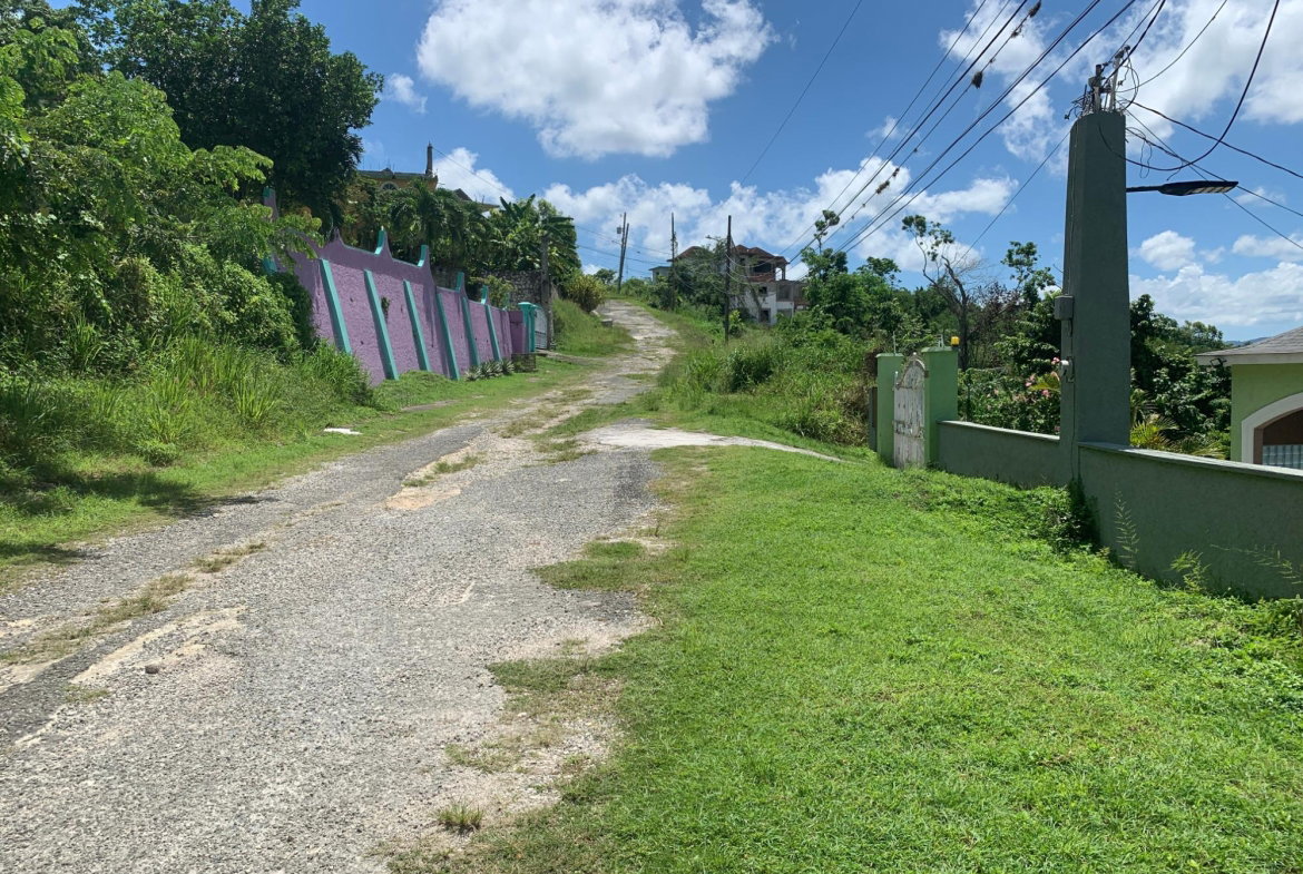 Tenth image of 14 Irwin Sign Po. st James in Sign, St. James, Jamaica - property is For Sale