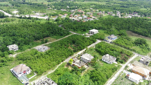 Seventh image of 192 Olive Park in Santa Cruz, St. Elizabeth, Jamaica - property is For Sale