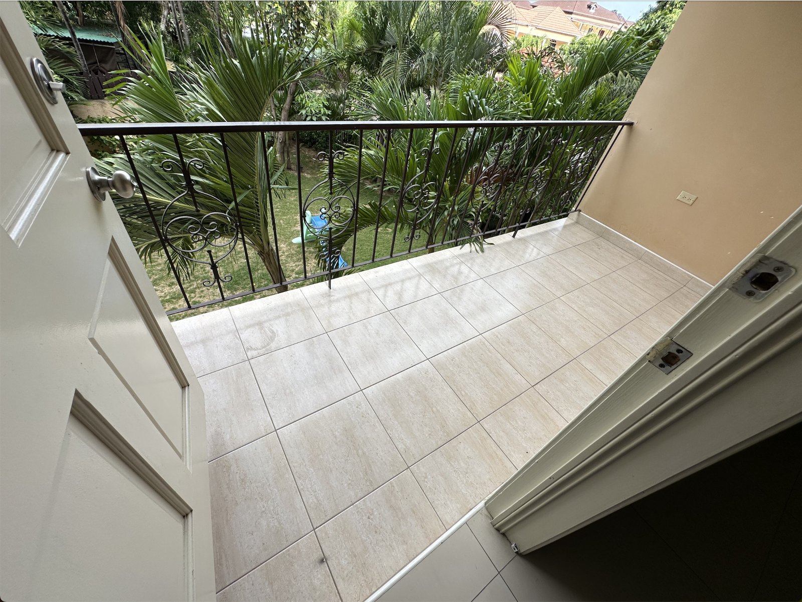 Seventeenth image of 11-15 Ottawa Avenue in Kingston 6, St. Andrew, Jamaica - property is For Rent