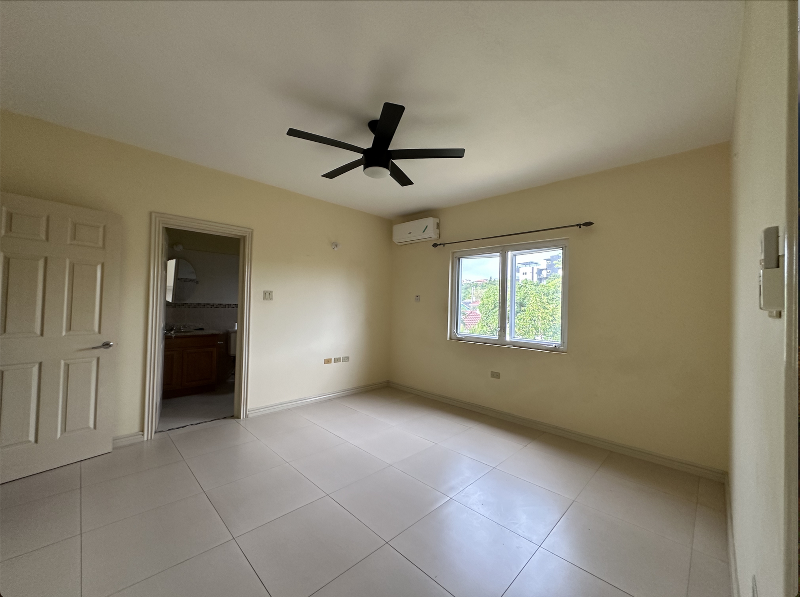 Twenty-Second image of 11-15 Ottawa Avenue in Kingston 6, St. Andrew, Jamaica - property is For Rent