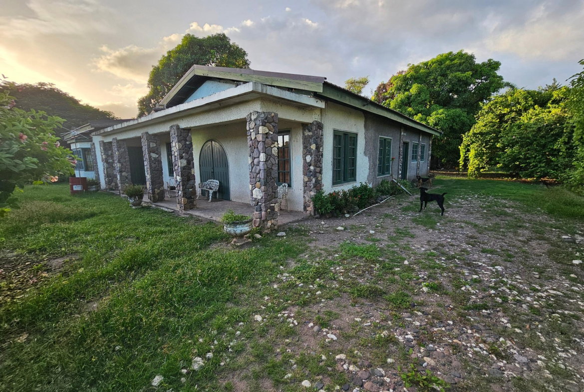 Eighth image of 13 Fort Simonds in Gimme Me Bit, Clarendon, Jamaica - property is For Sale