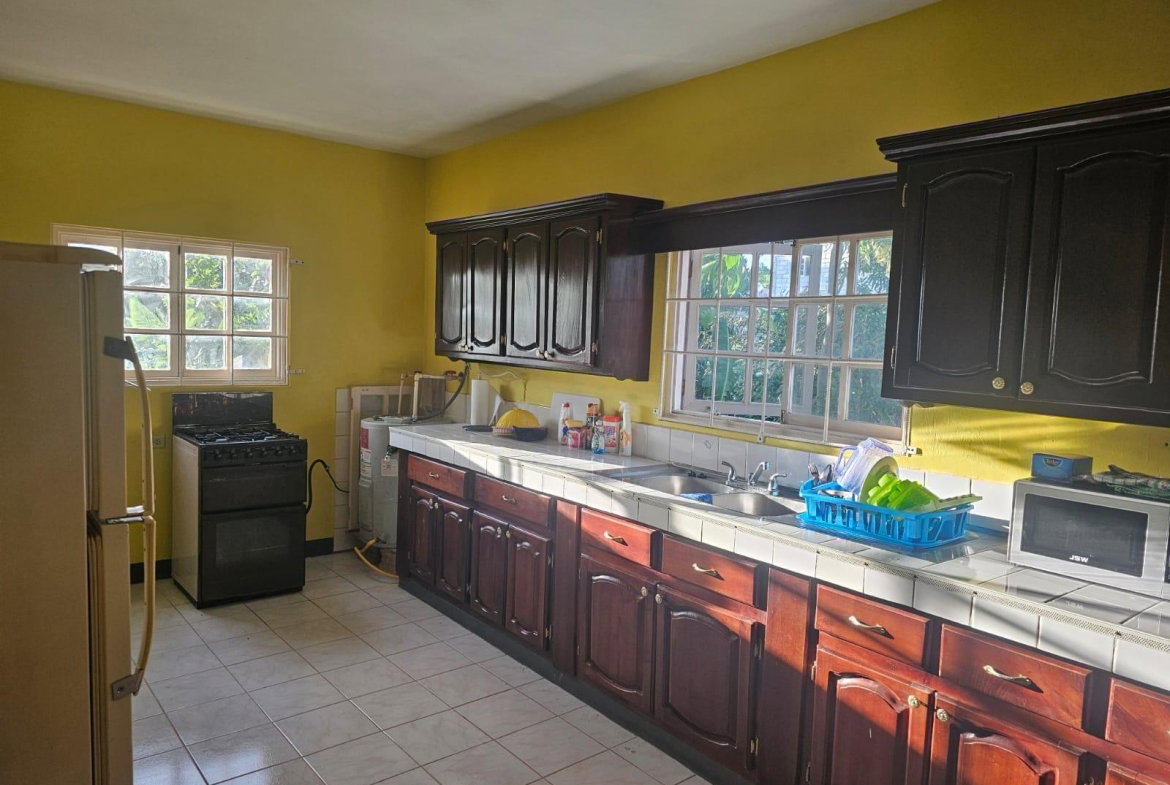 Seventh image of Lot 168 Lilliput District in Half Moon, St. James, Jamaica - property is For Rent