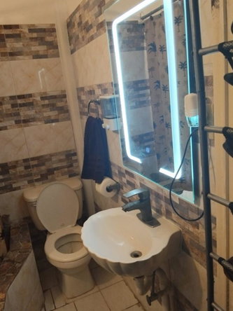 Ninth image of 162 Mewton Close in Spanish Town, St. Catherine, Jamaica - property is For Sale