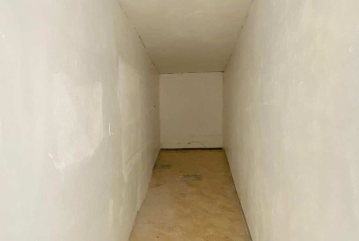 Seventh image of 1-29 Mannings Hill Road in Kingston 8, St. Andrew, Jamaica - property is For Rent