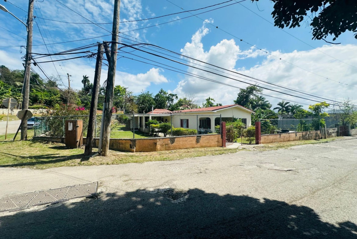 Eighth image of 1 Dunbar in Paradise Acres, St. James, Jamaica - property is For Sale