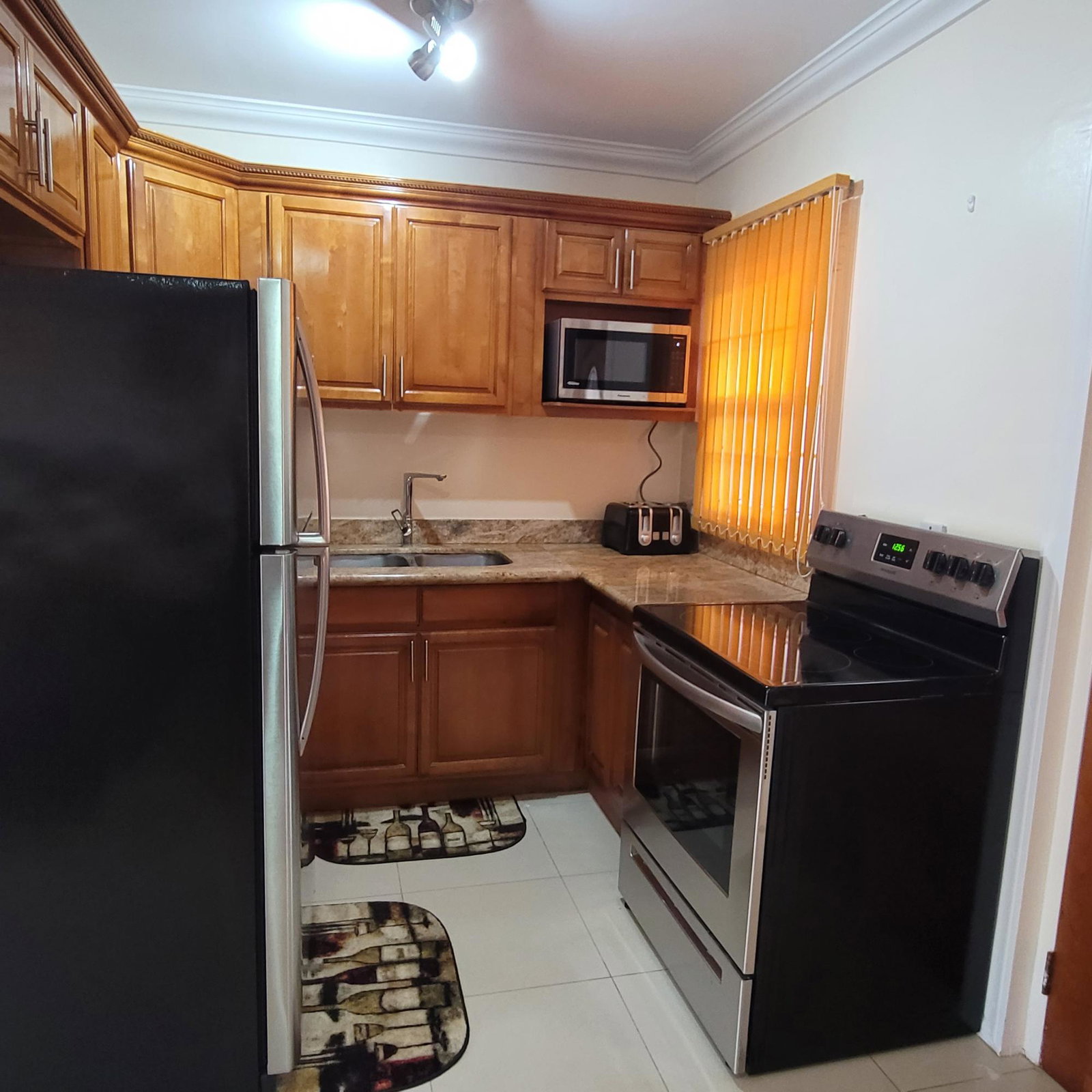 Seventeenth image of D-102-3 st Michaels Terrace in Kingston 6, St. Andrew, Jamaica - property is For Rent