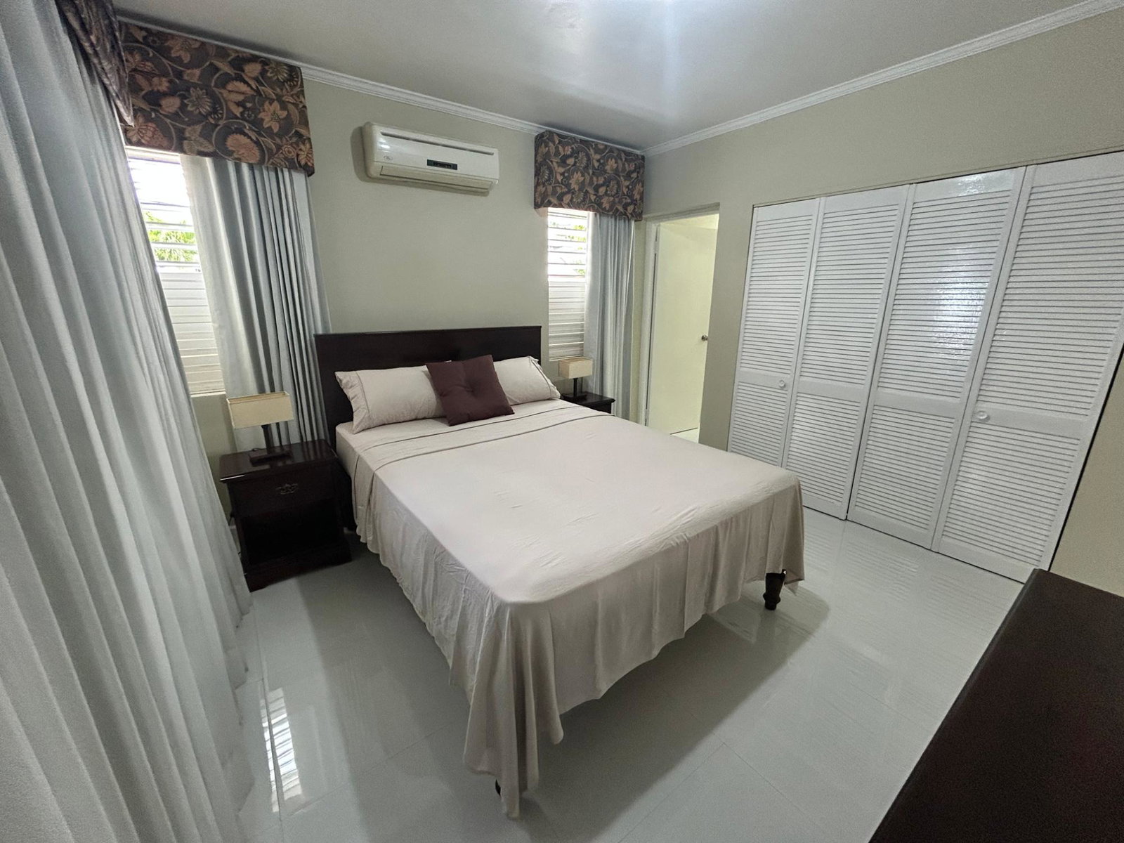 Eleventh image of 12-31 Wellington Drive in Kingston 6, St. Andrew, Jamaica - property is For Rent
