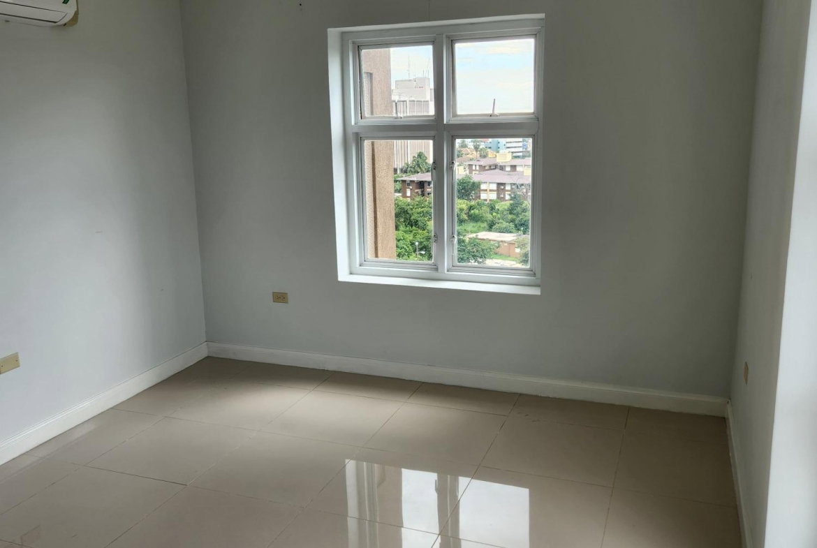 Tenth image of 802-1-3 Ruthven Road in Kingston 5, St. Andrew, Jamaica - property is For Rent