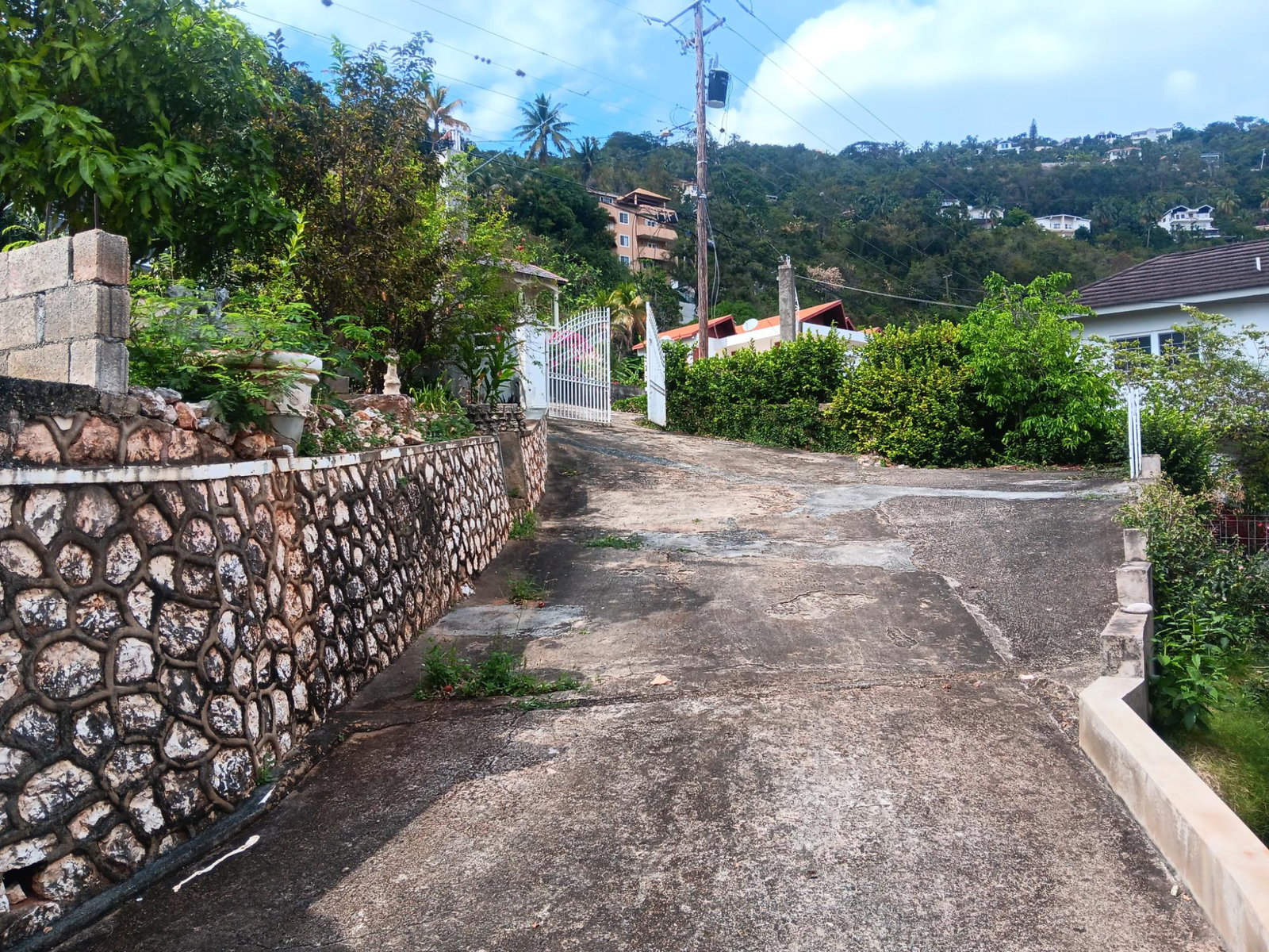 Second image of 40 Belgrade Loop in Kingston 19, St. Andrew, Jamaica - property is For Rent