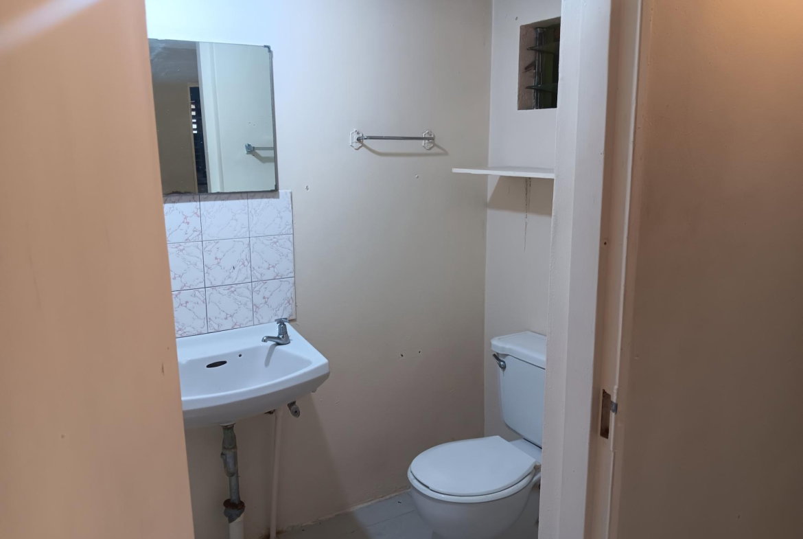 Eleventh image of 40 Belgrade Loop in Kingston 19, St. Andrew, Jamaica - property is For Rent