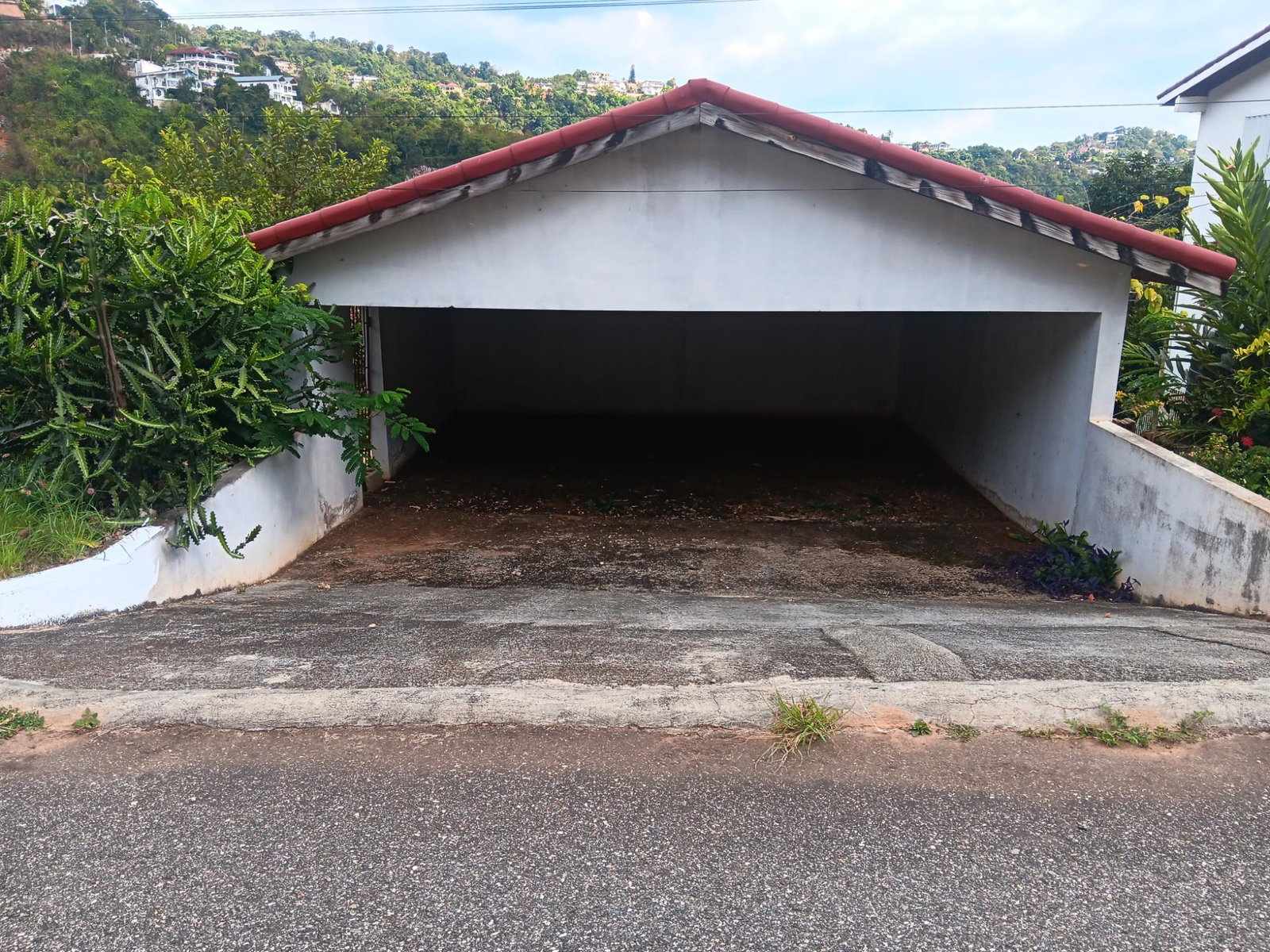 Twelfth image of 40 Belgrade Loop in Kingston 19, St. Andrew, Jamaica - property is For Rent